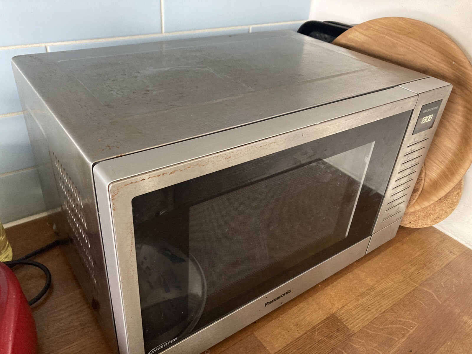 Panasonic NNST48KSBPQ Freestanding Solo Microwave 1000W 32L "For Parts