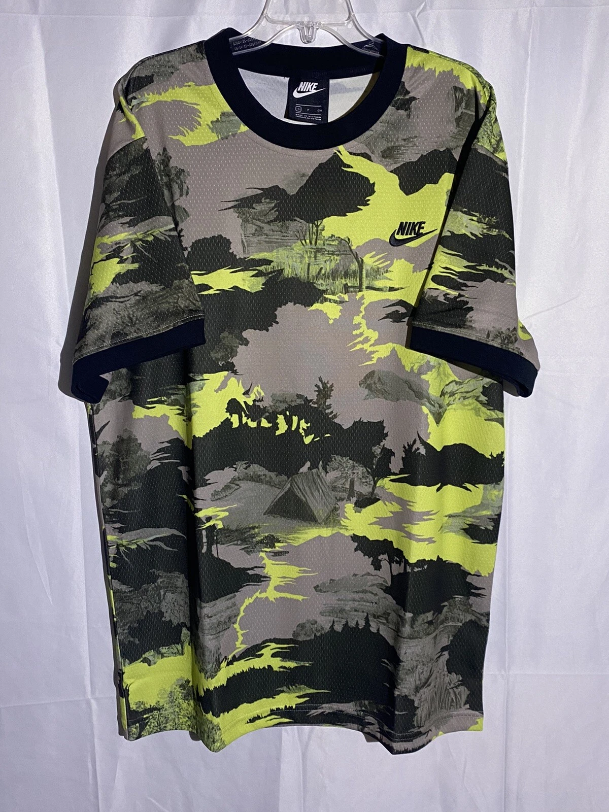 Nike Men's Sportswear Mesh Short-Sleeve Hype Hike Camo Top CU4218 701 $100 Sz S