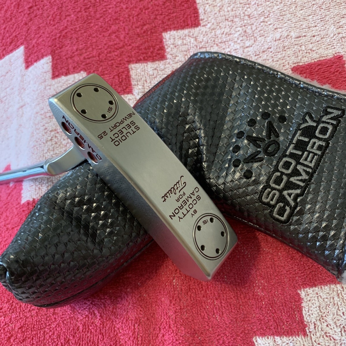 Scotty Cameron Studio Select Newport 2.5 Putter With Original