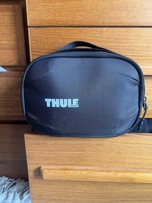 NWOT Thule Subterra PowerShuttle Tech Organization Bag 