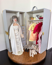 Franklin Mint The Jackie Doll Oleg Cassini w/ Trunk, Outfits 14.5" 1997