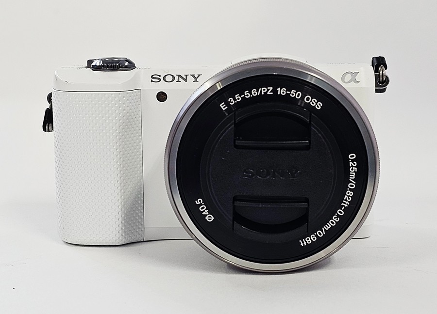 Sony Alpha a5000 20.1MP Digital Camera-White(Kit w/ 16-50mm
