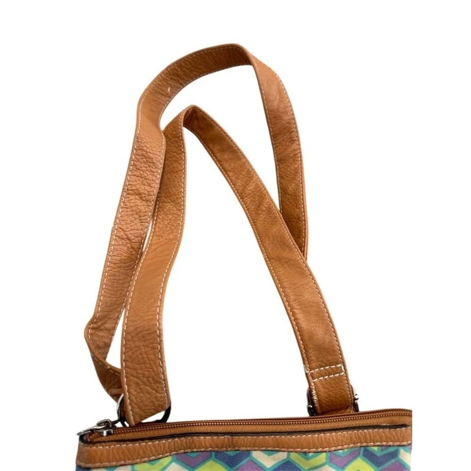 Cartera bandolera geométrica multicolor para mujer Lily Bloom correa ajustable Foto 4 de 4