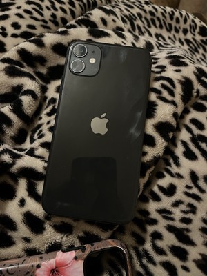 iPhone 11 Black Used Still Works Good!
