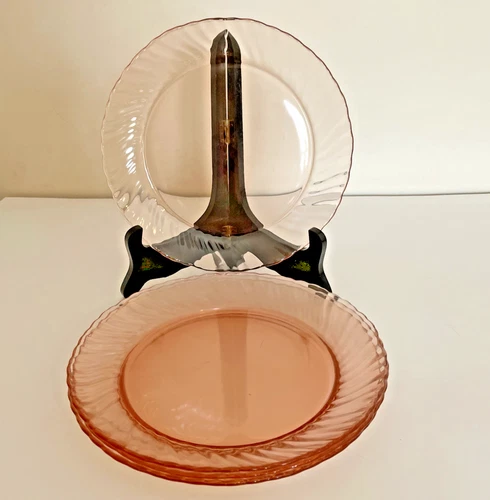 4 ARCOROC France Pink Depression Glass Salad Dessert Plates 7.5" Swirl Rosaline