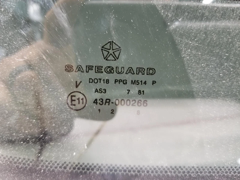 Jeep Grand Cherokee 2008 puerta levadiza vidrio trasero #11294 Foto 2 de 4