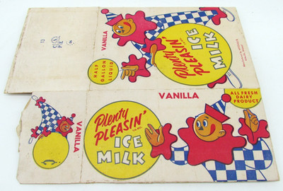 1950s Plenty Pleasin' Ice Milk Carton Clown Mitchell's Kirksville MO Vintage