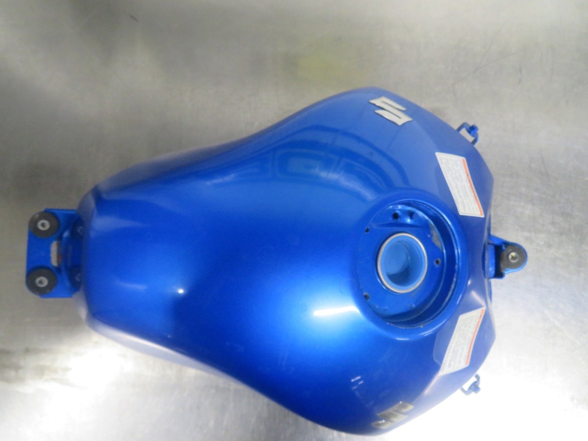 EB1174 2017 17 SUZUKI GW 250 FUEL TANK GAS TANK | eBay