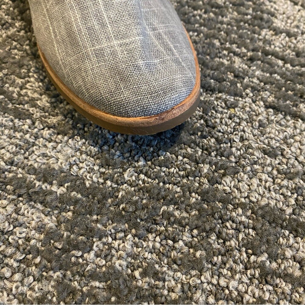 UGG Mesa Flat - image 14