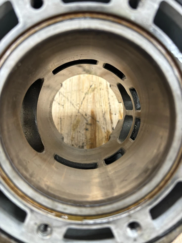 1992 WILDCAT 700 圆筒式真空吸尘器 3003-756 RW6212 — 第 3/4 张图片