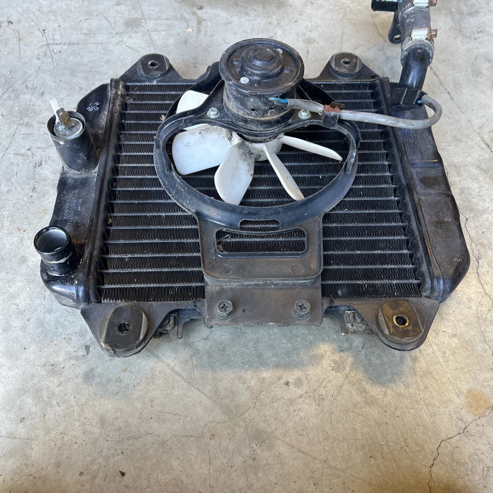 Conjunto de radiador con ventilador Kawasaki Ninja 250R 1988-2007 Foto 4 de 4