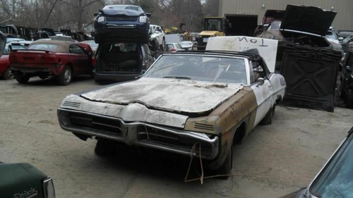 Pontiac Grand Prix 1967 convertible para pasajeros ventilación derecha vidrio con marco - Imagen 6 de 12