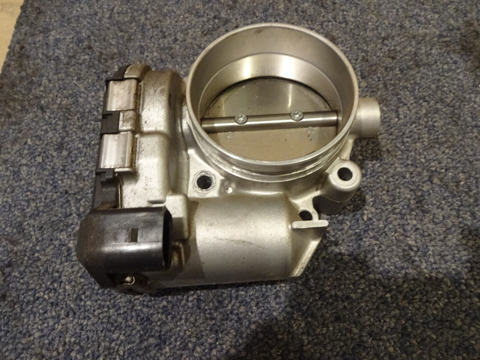 Ferrari 488, California t - Throttle Body -P/N 329966