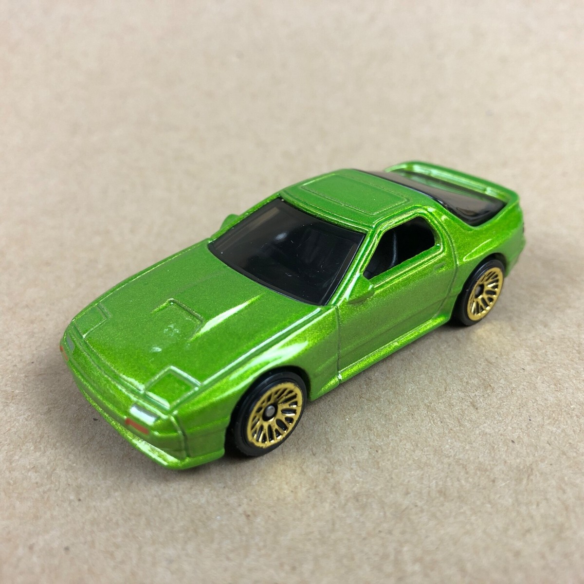Hot Wheels 89 Mazda Savanna RX-7 FC35 Green 1:64 Diecast Car