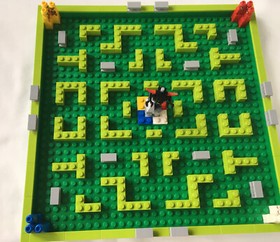 LEGO Minotaurus 3841 Buildable Board Game - Instructions Stencil Pieces Complete