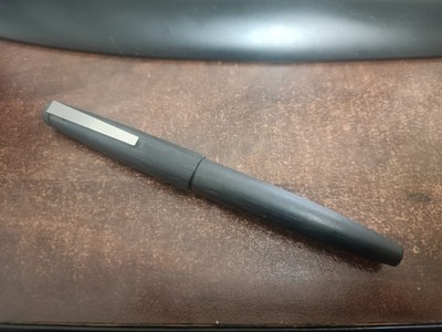 MINT LAMY 2000 FOUNTAIN PEN MATT BLACK MACROLON