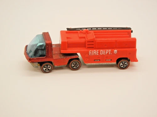 Hot Wheels Redline 1970 The Heavyweights Fire Engine Truck
