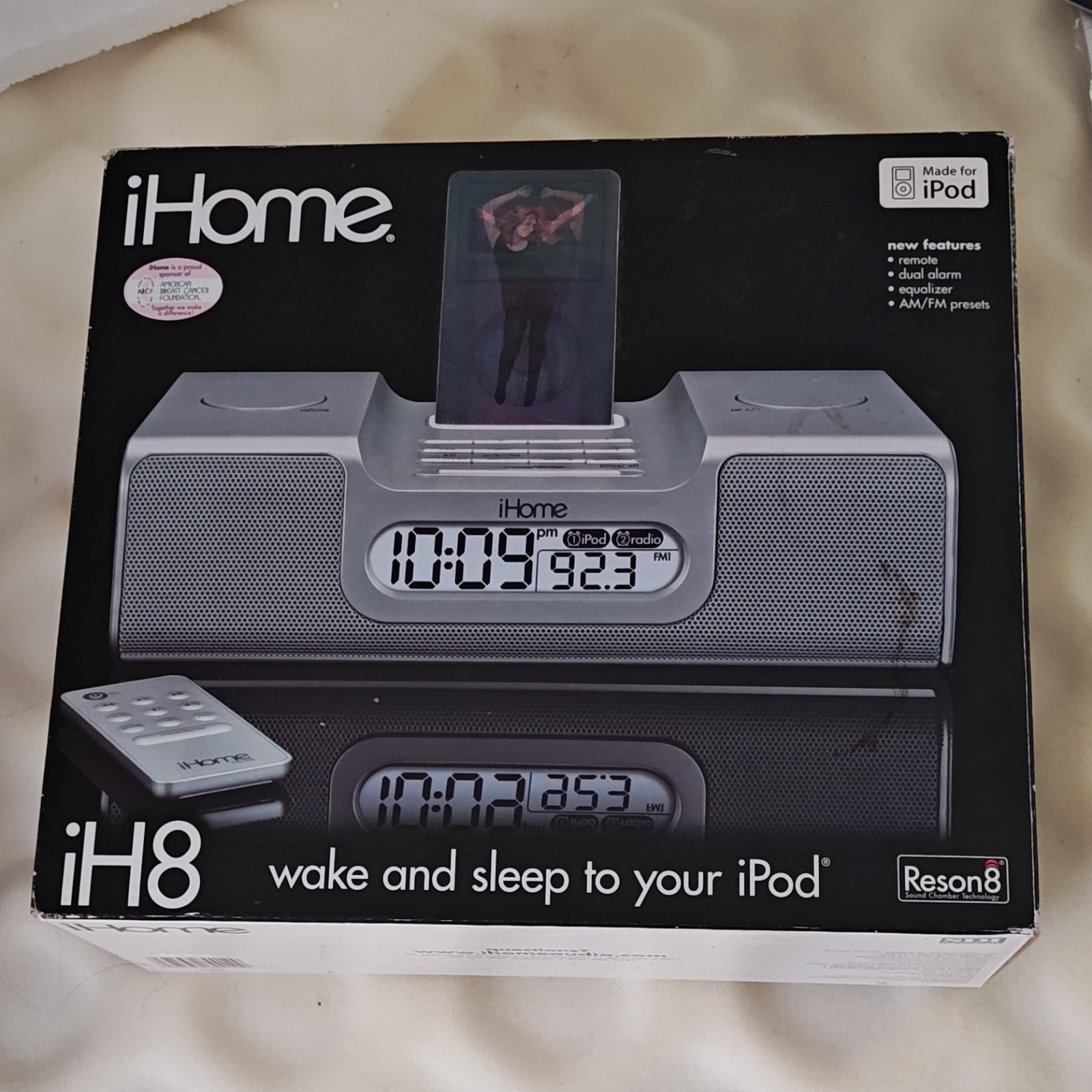 iHome iH8 Digital Clock Radio iPod Dock Dual Alarm Remote Silver