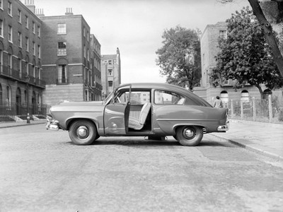 Kaiser Henry J 1952 Advertising Motor Show Car Old Photo 2