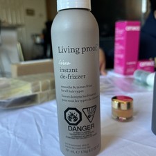 Living Proof No Frizz Instant De-Frizzer