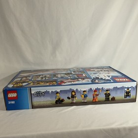 LEGO CITY: Airport (3182) Modular Build, 703 Pieces, Ages 6-12, Complete Set  