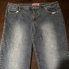 Zanadi Size 24W Capri Blue Jean Stretchy Decoration on Pockets