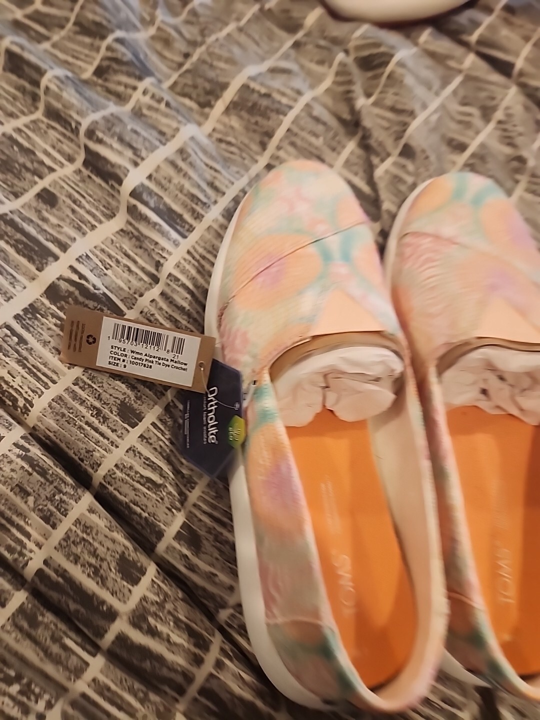 TOMS Flats Alpargata Mallow Candy Pink Tie Dye Crochet  Shoes NEW size 9-image