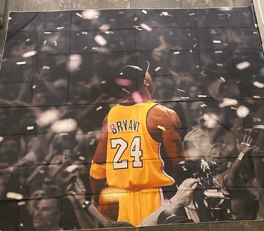 Kobe Bryant Wall Tapestry Nylon 51x55” RARE with Wall Hanging Kit
