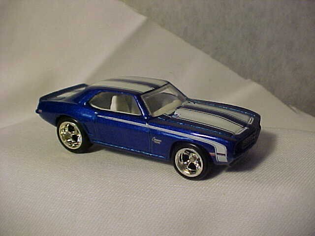 LOOSE HOT WHEELS GARAGE 30 SET PHIL'S BLUE '69 CAMARO! REAL RIDERS