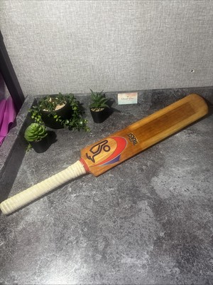 Kookaburra Little Beast Cricketschläger 85 cm lang