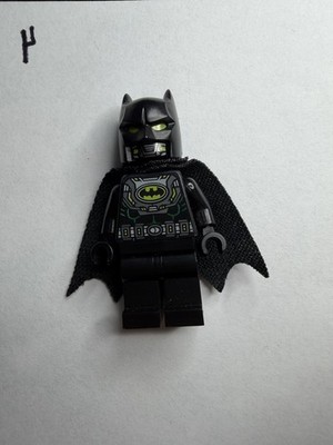LEGO  DC Super Heroes Batman Gas with Mask Minifigure Bruce Wayne Batman 2 76054