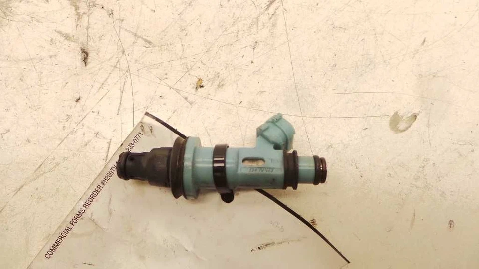 01-05 LEXUS IS300 3.0L 6CYL INJETOR DE COMBUSTÍVEL - Imagem 4 de 4