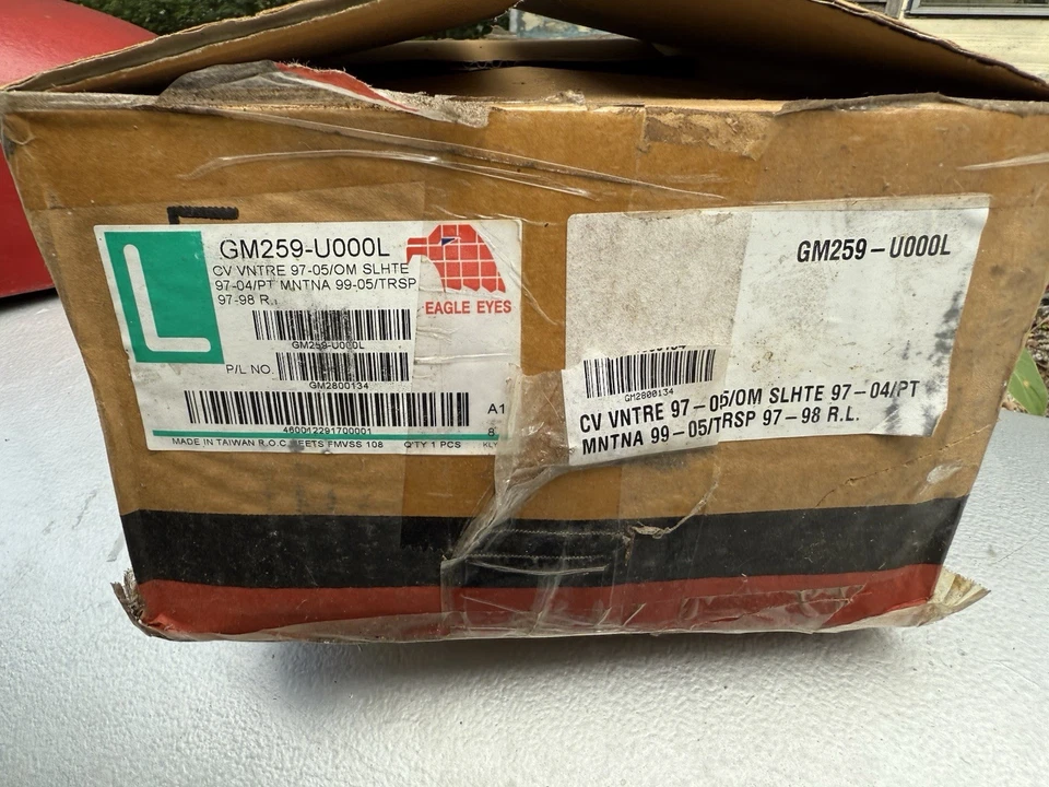 Luz trasera del lado derecho del pasajero Pontiac Montana 1999-2005 Foto 2 de 2