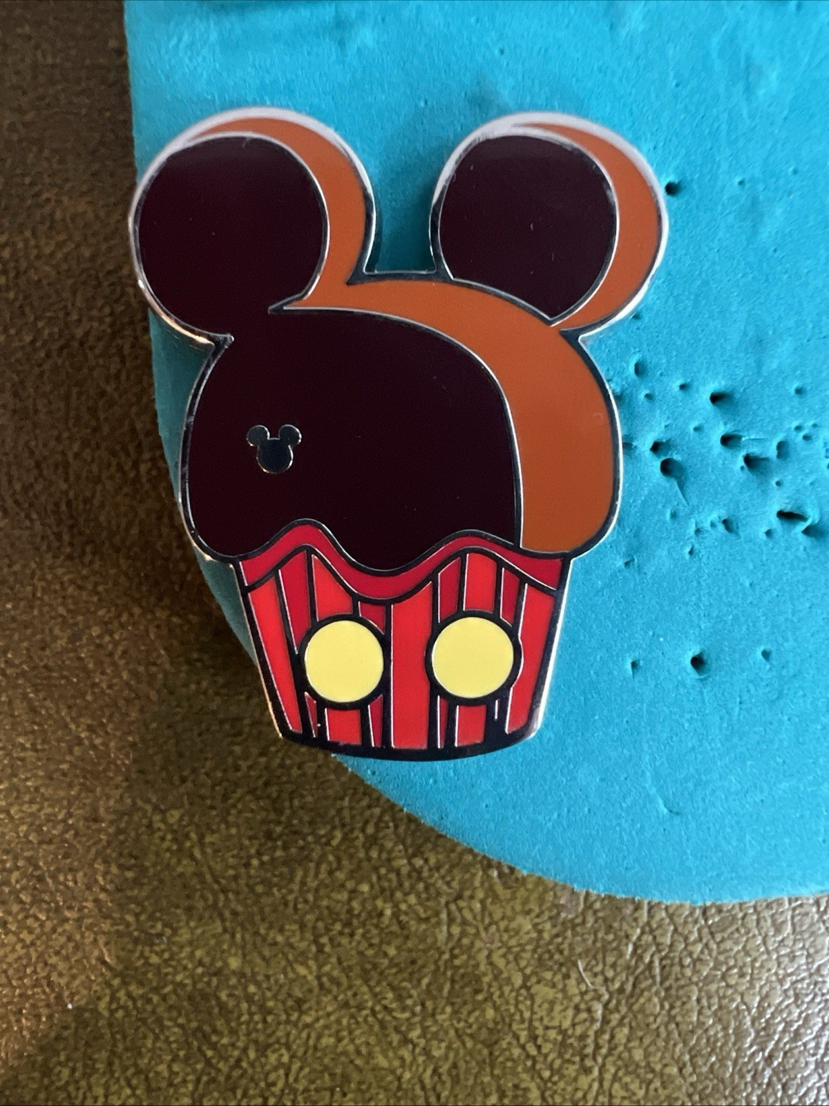 2025 WDW Hidden Disney Mickey Mouse Cupcake Sweet Treats Pin Wave B
