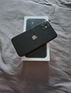 Apple iPhone 11 - 64GB - Schwarz (Ohne Simlock) A2221 (CDMA   GSM)