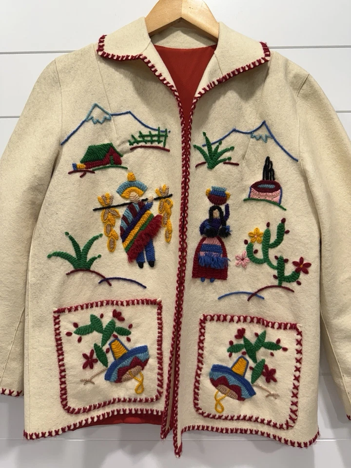 Pristine Vintage McCalls Embroidered Mexican Tourist Jacket - Image 4 of 4