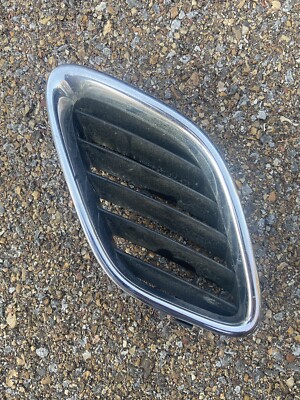 Grille For 2003-2007 Saab 9-3 Right Side Chrome Shell w/ Black Insert Plastic