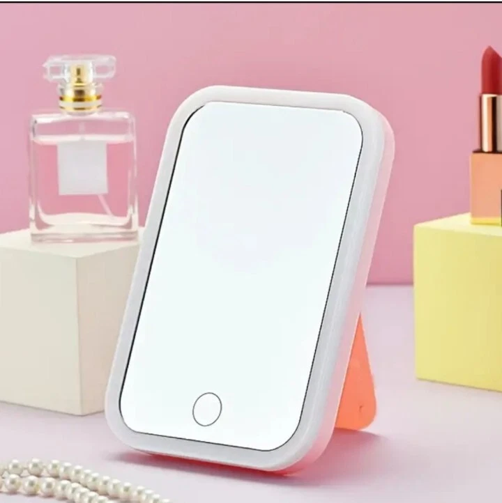 40 Color eyeshadow Palette With Light Up Makeup Mirror - Image 3 of 3