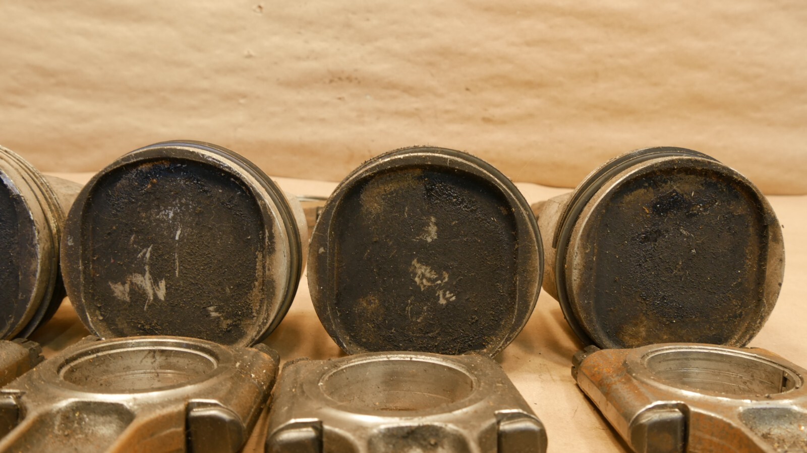 Ferrari 512 M Pistons and Rods PN 161495 158107