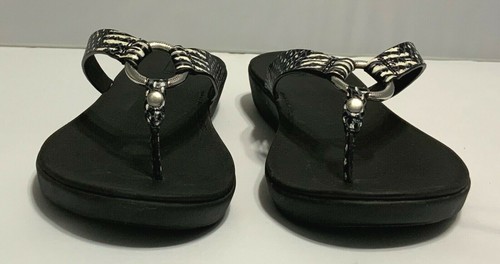 FitFlop Hoopla Leather Toe Post Black/Snake Sandals Thong Women Shoes 7 8 9 NIB - Picture 6 of 10
