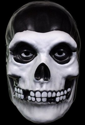 MISFITS MASKE VACUFORM TRICK ORT TREAT STUDIOS