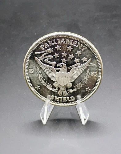 Vintage 1983 Eagle Parliament Shield One Troy Ounce 999 Fine Silver