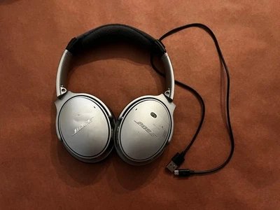 BOSE QuietComfort 35 II 希少シルバー 廃盤 中古】BOSE QuietComfort