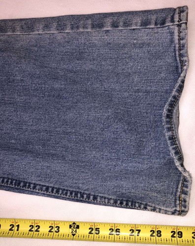 Silver Women’s Eden Distressed Flared Bootcut Low Rise Blue Jeans Size 30 X 31 - Picture 7 of 9