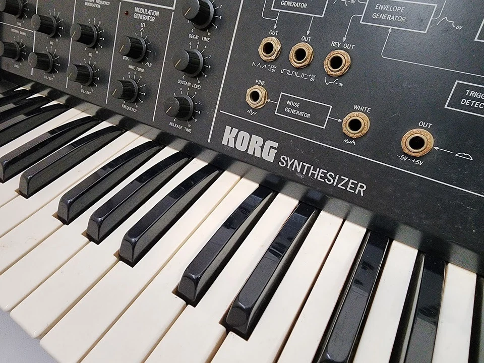 Korg MS-10 MS10 Vintage Analog Synthesizer - Bild 2 von 4