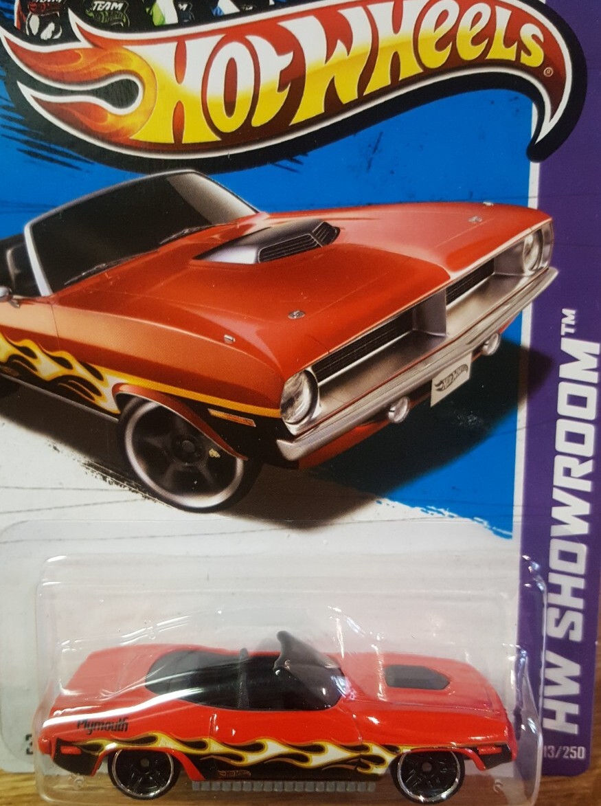 ミニカー HotWheels 1970 Plymouth Barracuda Amazon.com: Mattel Hot Wheels '70 Plymouth Barracuda, HW