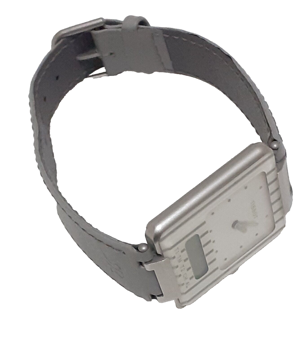 Tissot Two Timer Unisex Watch Swiss Quartz Vintage For Parts Tissot Two Timer Unisex Watch Swiss Quartz Vintage For Parts
