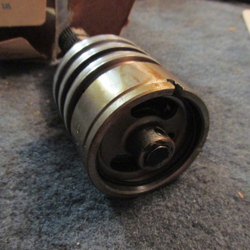 NOS 1971 1972 1973 FORD MUSTANG POWER STEERING GEAR VALVE ACTUATOR D1ZZ