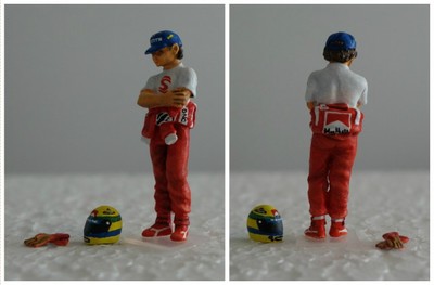 FIGURINE AYRTON SENNA avec drapeau 2 au 1/43 en résine 3D EUR 19,90
