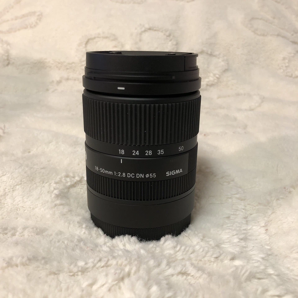 Объектив Sigma 18-55 мм F2.8 (с УФ-фильтром) - Изображение 3 из 4